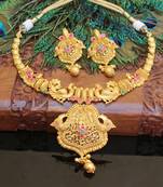 Gold platted ruby peacock necklace set