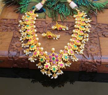 Gold platted ruby necklace set 2