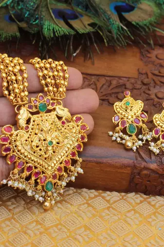 Gold platte antique peacock necklace set