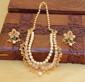 Gold platted kempu pearl layered short necklace set 2