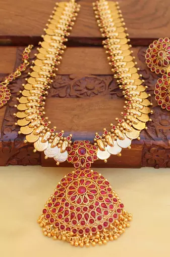 Gold platted kasu kempu temple long necklace set
