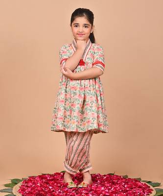Plum printed kurta set 2