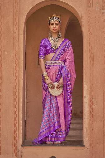 Light Pink silk blend Blend Saree With Unstitched Blouse Piece