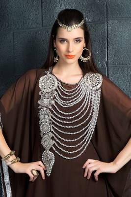 Exquisite brown traditional embroidered kaftan 4