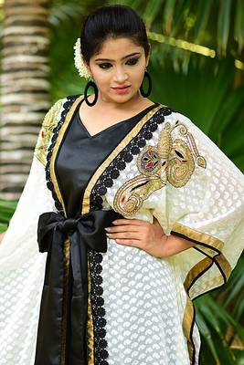 Exquisite black traditional embroidered kaftan 4