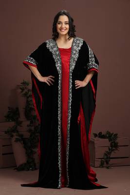 Graceful black and maroon embroidered arabian kaftan 1