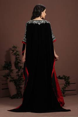 Graceful black and maroon embroidered arabian kaftan 4
