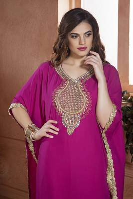 Hand beaded georgette fuchia free size kaftan saudi arabic style 2