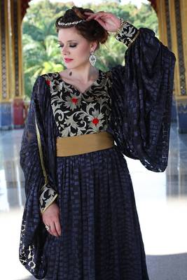 Embroidery work kaftan gray and black net brasso arabic style 4