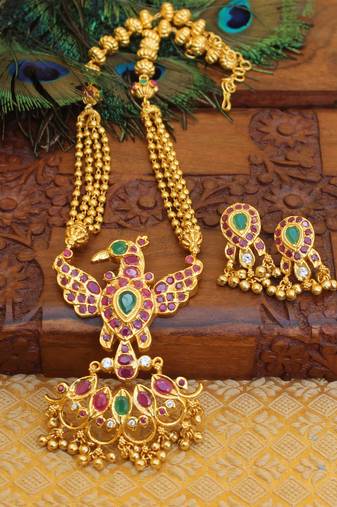 Gold platted ruby peacock long necklace with screw back earring