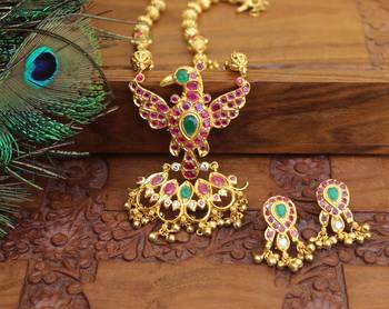 Gold platted ruby peacock long necklace with screw back earring 3