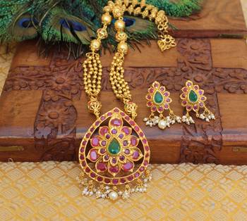 Gold platted ruby long necklace with screw back earring 1