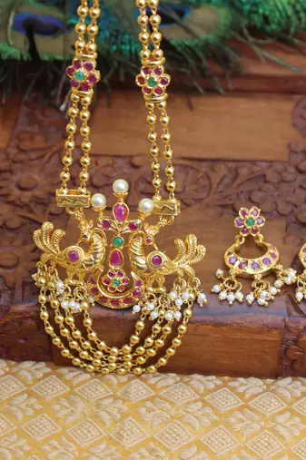 Gold platted ruby peacock long necklace with screw back earring