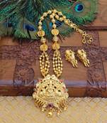 Gold platted kempu peacock temple long necklace with screw back earring