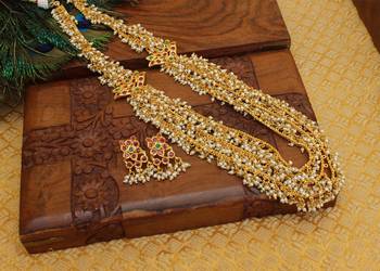 Gold platted pearl muvva layered long necklace with screw back earring 3
