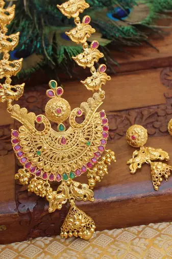 Gold platted ruby peacock long necklace with screw back earring