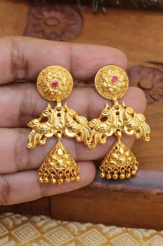 Gold platted ruby peacock long necklace with screw back earring