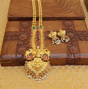 Gold platted kempu temple long necklace with screw back earring 2