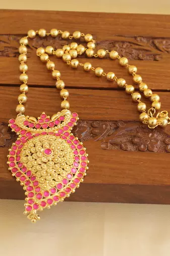 Gold platted mango necklace set