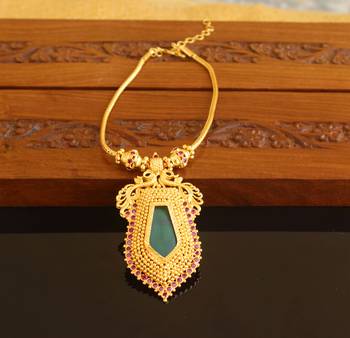 Kerala style gold platted nagapadam peacock palakka necklace 1
