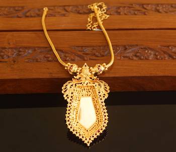 Kerala style gold platted nagapadam peacock palakka necklace 4
