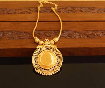 Kerala style gold platted lakshmi palakka necklace 4