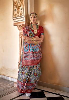 Grey silk blend Blend Saree With Unstitched Blouse Piece 1