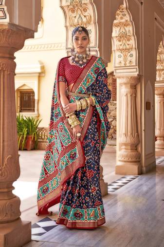 Navy Blue silk blend Blend Saree With Unstitched Blouse Piece