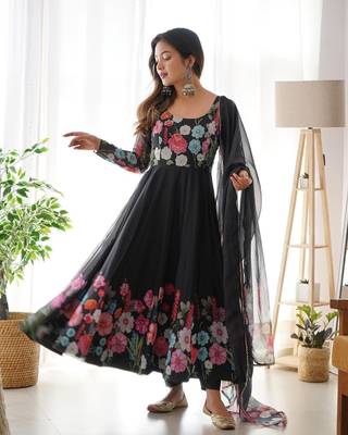 black Soft Organza Tabi Silk Fully Stitched Printed Stiched Gown 4