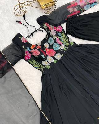 black Soft Organza Tabi Silk Fully Stitched Printed Stiched Gown 5