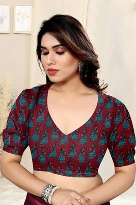 Maroon chiffon solid/madhubani print printed saree with unstitched blouse piece 5