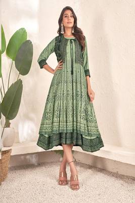 Women cotton foil printed kurti 1