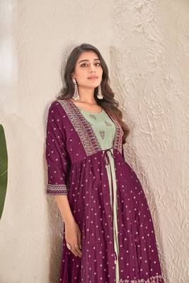 Women cotton foil printed kurti 1