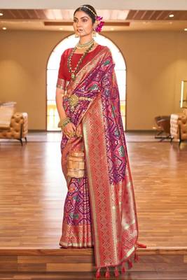 Lyuson  designer  patola with rich golden zari weaving pallu & border with designer  pure silk bloues 1