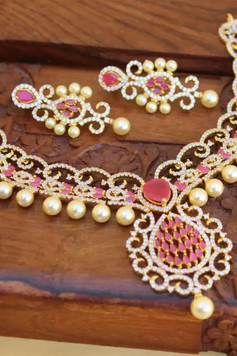Gold platted ruby cz necklace set
