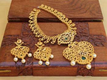 Gold platted ruby cz peacock short necklace set 3