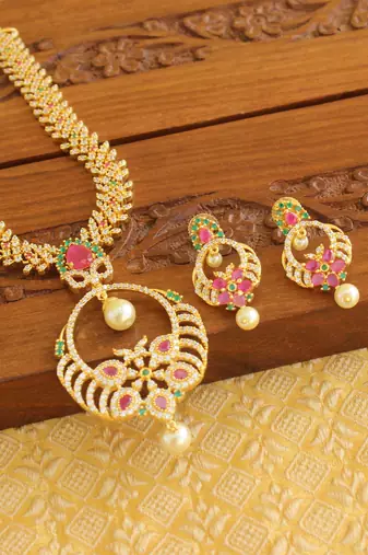 Gold platted ruby cz pearl short necklace set