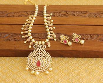 Gold platted ruby cz pearl short necklace set 1