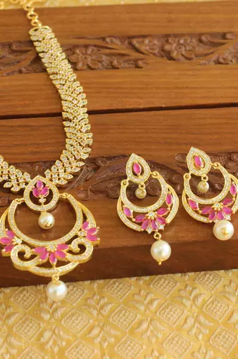 Gold platted ruby cz pearl short necklace set