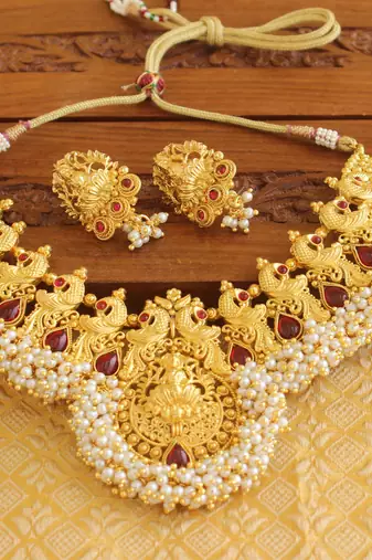 Gold platted kempu temple peacock necklace set