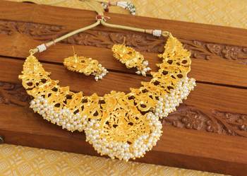 Gold platted kempu temple peacock necklace set 3