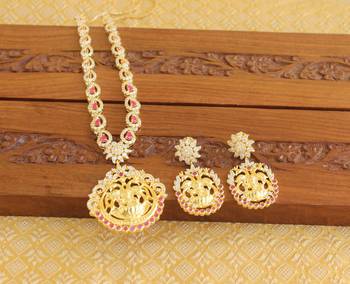 Gold platted kempu cz lakshmi peacock short necklace set 2