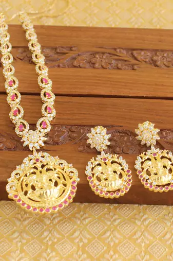 Gold platted kempu cz lakshmi peacock short necklace set