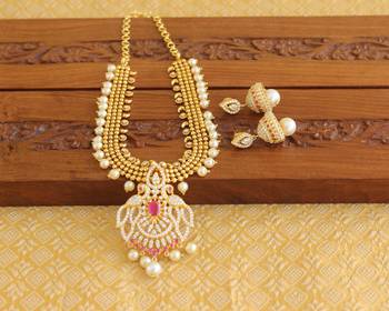 Gold platted ruby cz peacock pearl short necklace set 1