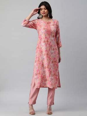 A printed chanderi kurta with embellishment at neck and sleeves. 1