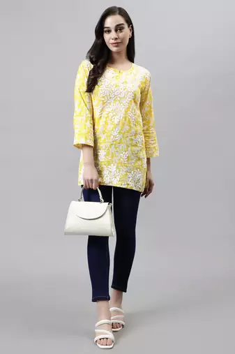 hand embroidered yellow cotton lucknowi chikankari top
