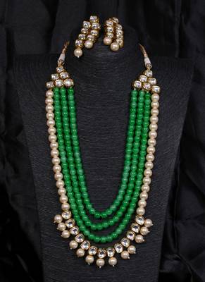 Multilayered kundan and parrot green necklace for wedding 317fnn380 1