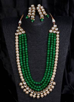 Multilayered kundan and green stone necklace for wedding 317fnn384 1