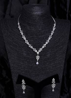 White and cz stone embellished Silver plated necklace 317fnnn365 1