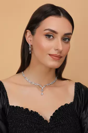 White and cz stone embellished Silver plated necklace 317fnnn365